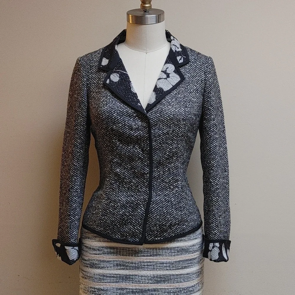 VTG Garfield Marks Tweed Blazer Grosgrain Trim Black and Tan Size 4
